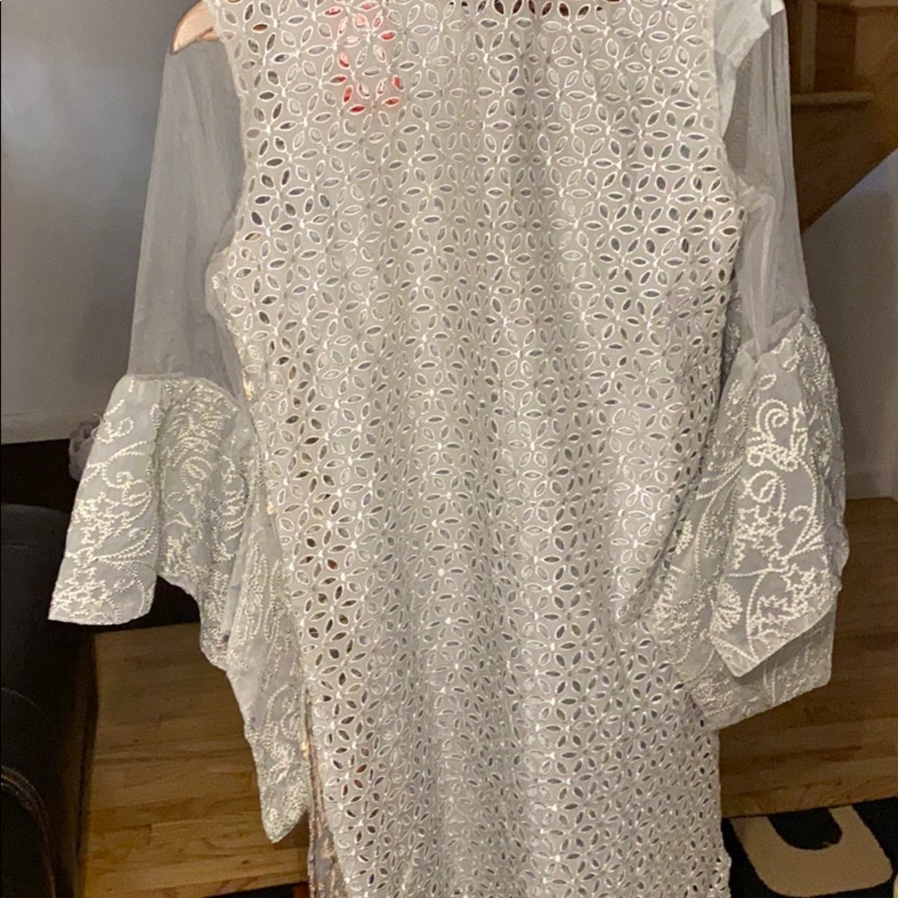 Only shirt - Picture 4 of 6